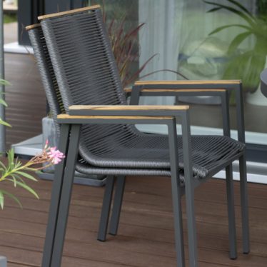 40777 40791 Livingston Tisch rund 120cm dark  grey Montana Diningstapelsessel Rope mit Teakarmlehne  5 